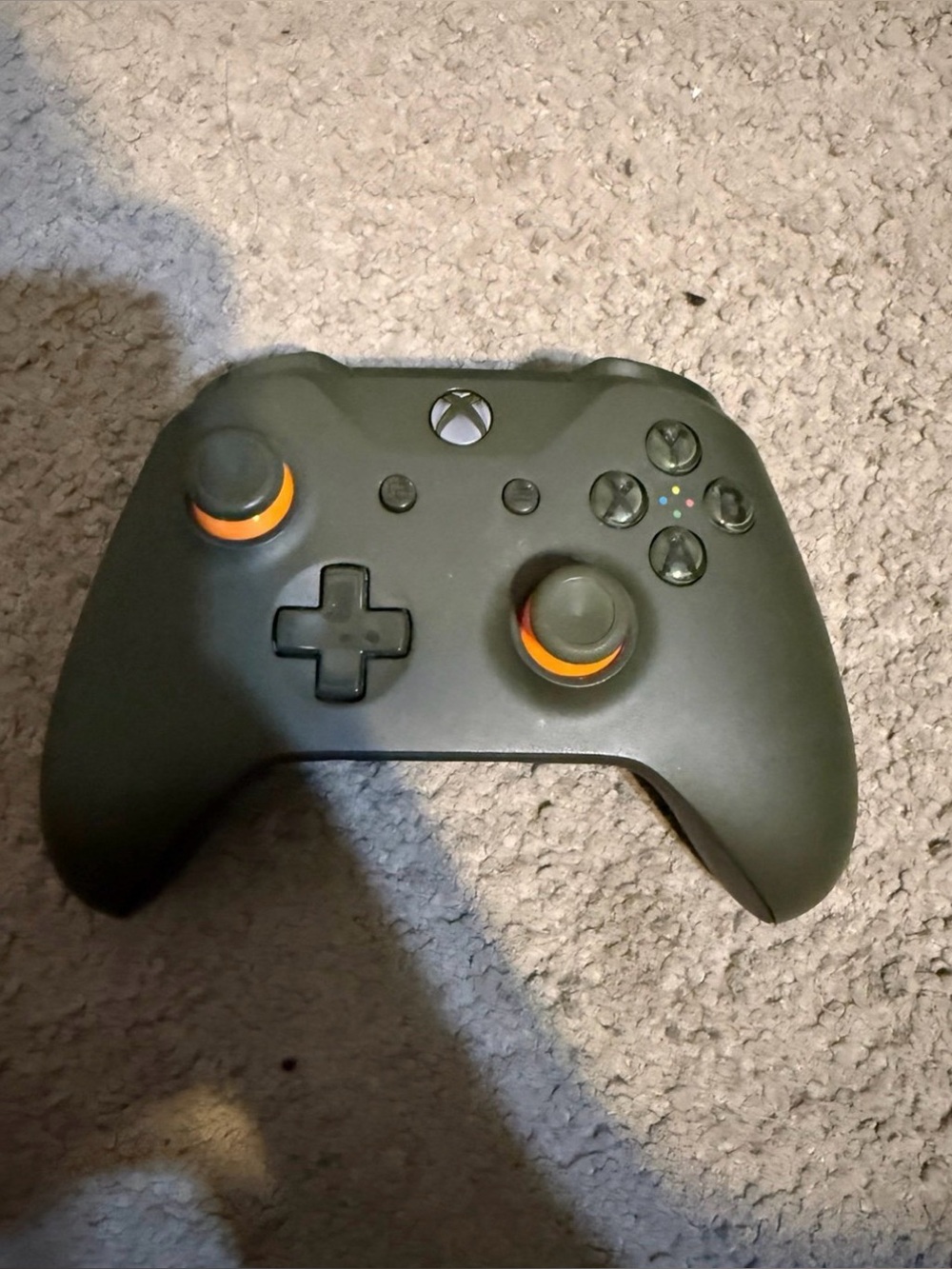 Wireless Xbox One/Xbox Series X Controller Green w/Orange Highlighted Stick